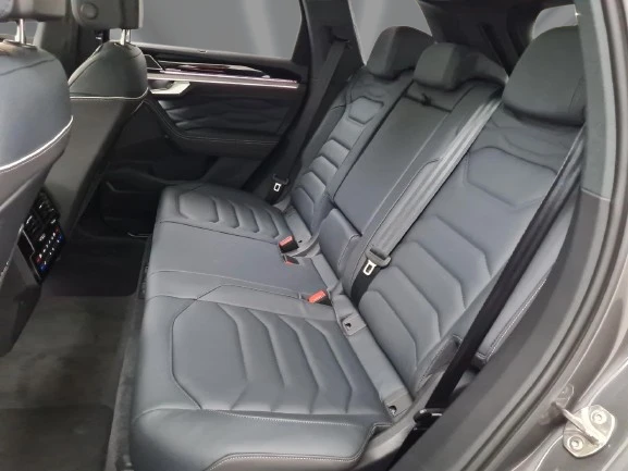 VW Touareg 3.0 TSI 4Motion = R-line =  | Mobile.bg   11