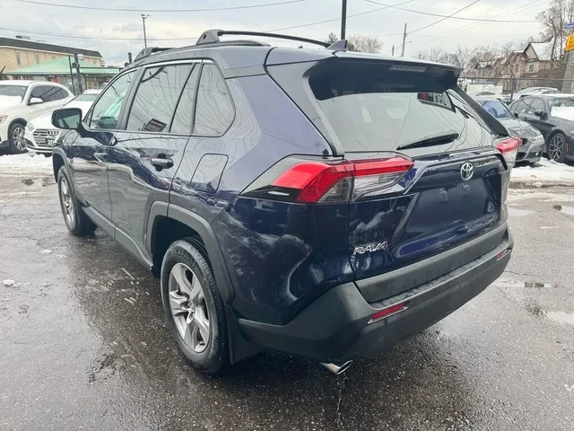 Toyota Rav4 XLE AWD* АвтоКредит* (ЦЕНА ДО БГ), снимка 7 - Автомобили и джипове - 53892475