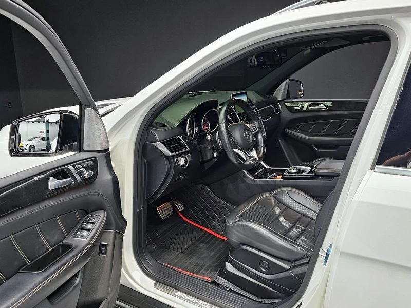 Mercedes-Benz GLE 63 AMG 4MATIC* HARMAN KARDON* DISTRONIC* 360* TV* PANO* , снимка 9 - Автомобили и джипове - 55336250
