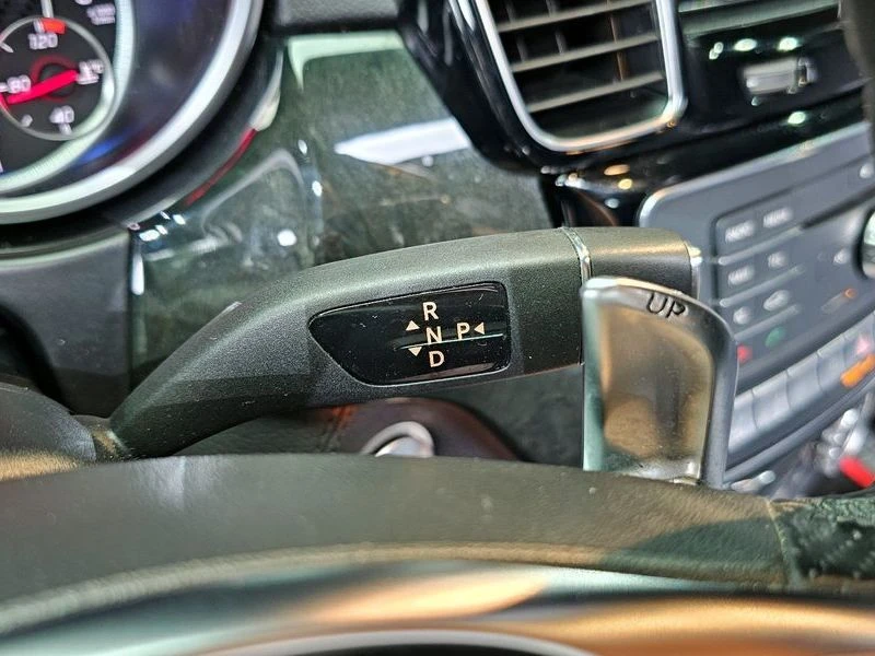 Mercedes-Benz GLE 63 AMG 4MATIC* HARMAN KARDON* DISTRONIC* 360* TV* PANO* , снимка 7 - Автомобили и джипове - 55336250