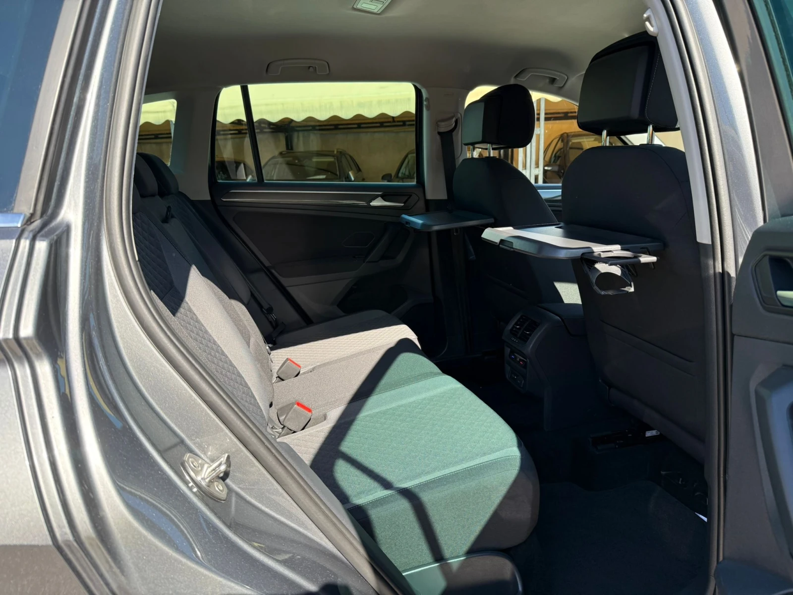 VW Tiguan R-LINE 2.0TDI VIRTUAL COCKPIT !!!!100% !!  | Mobile.bg   15