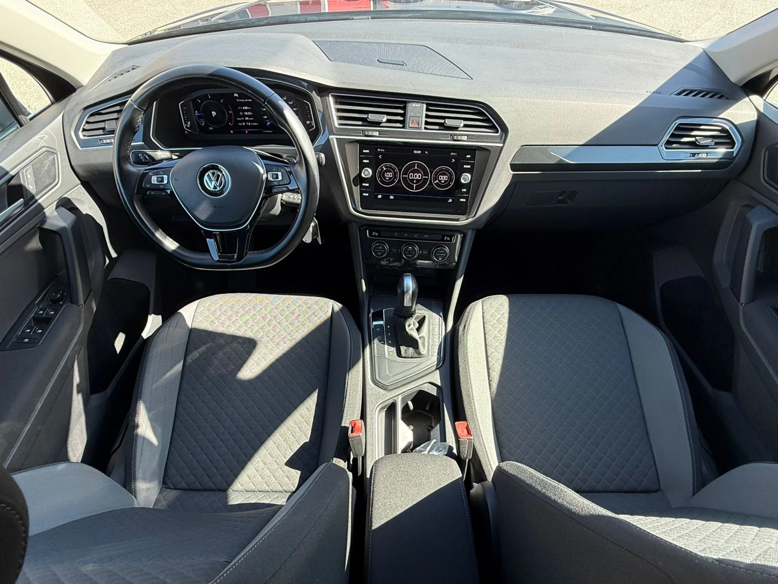 VW Tiguan R-LINE 2.0TDI VIRTUAL COCKPIT !!!!100% !!  | Mobile.bg   12
