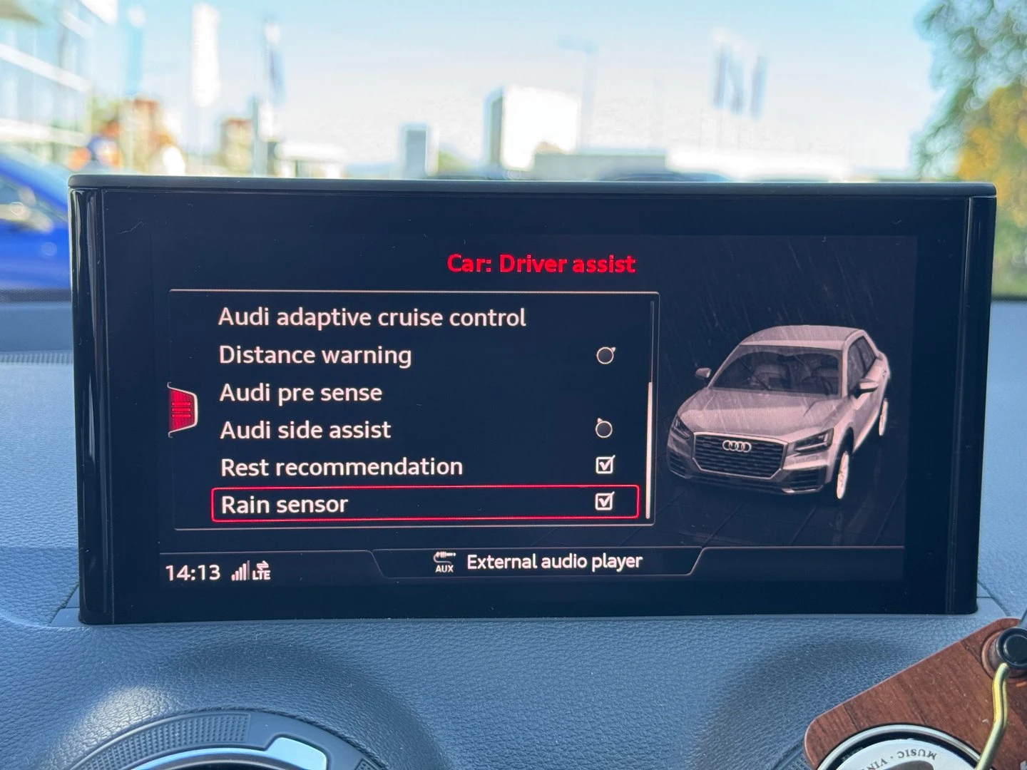 Audi Q2 Design 35 TDI | Mobile.bg   12