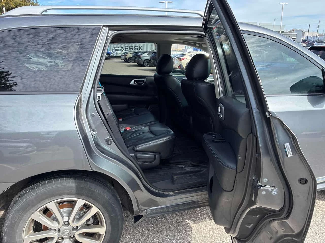 Nissan Pathfinder * 4WD 4dr * PANO* �������* KEYLESS*  | Mobile.bg � ����������� 17