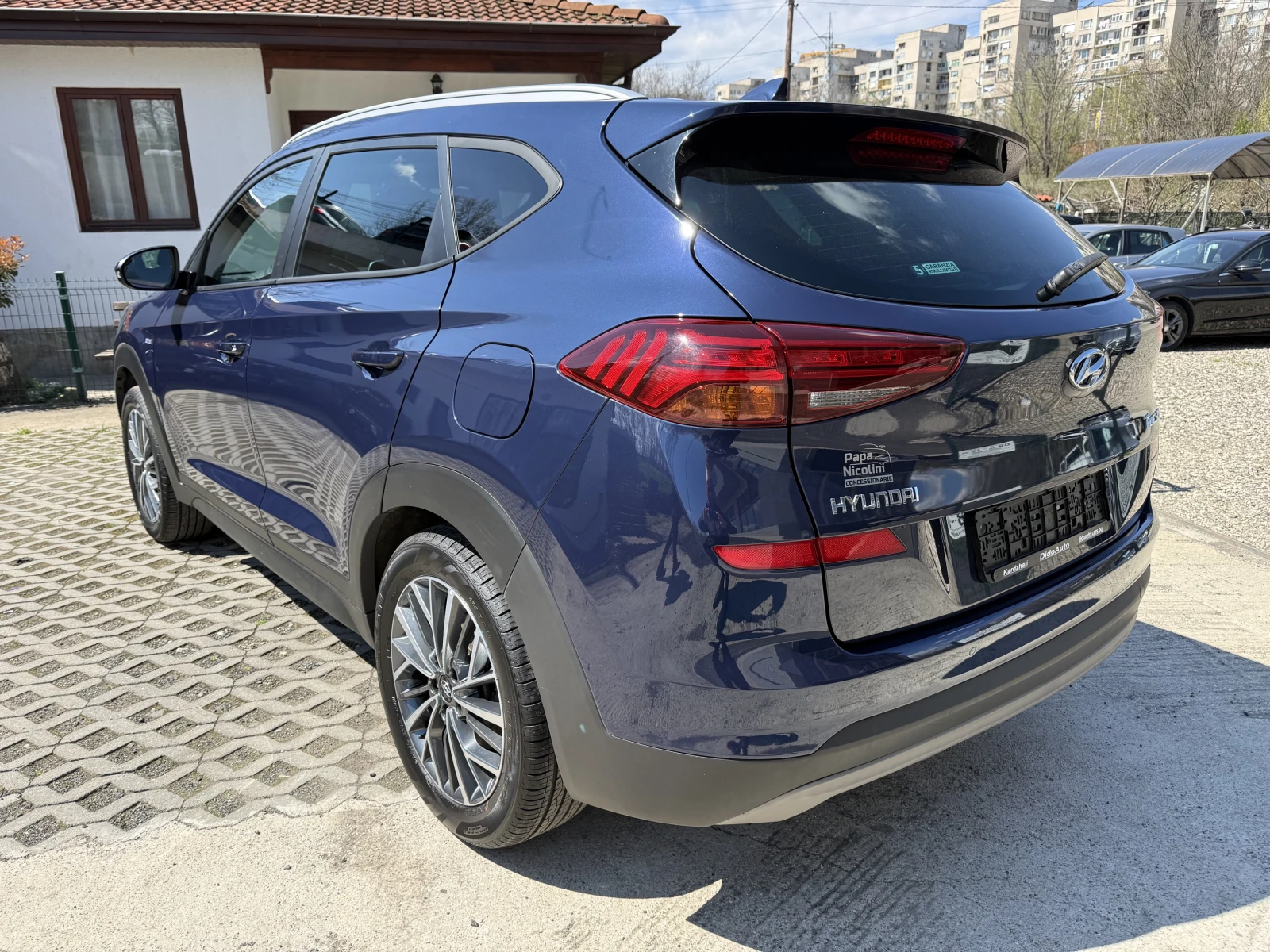 Hyundai Tucson 1.6CRDI HYBRID, снимка 6 - Автомобили и джипове - 54156895
