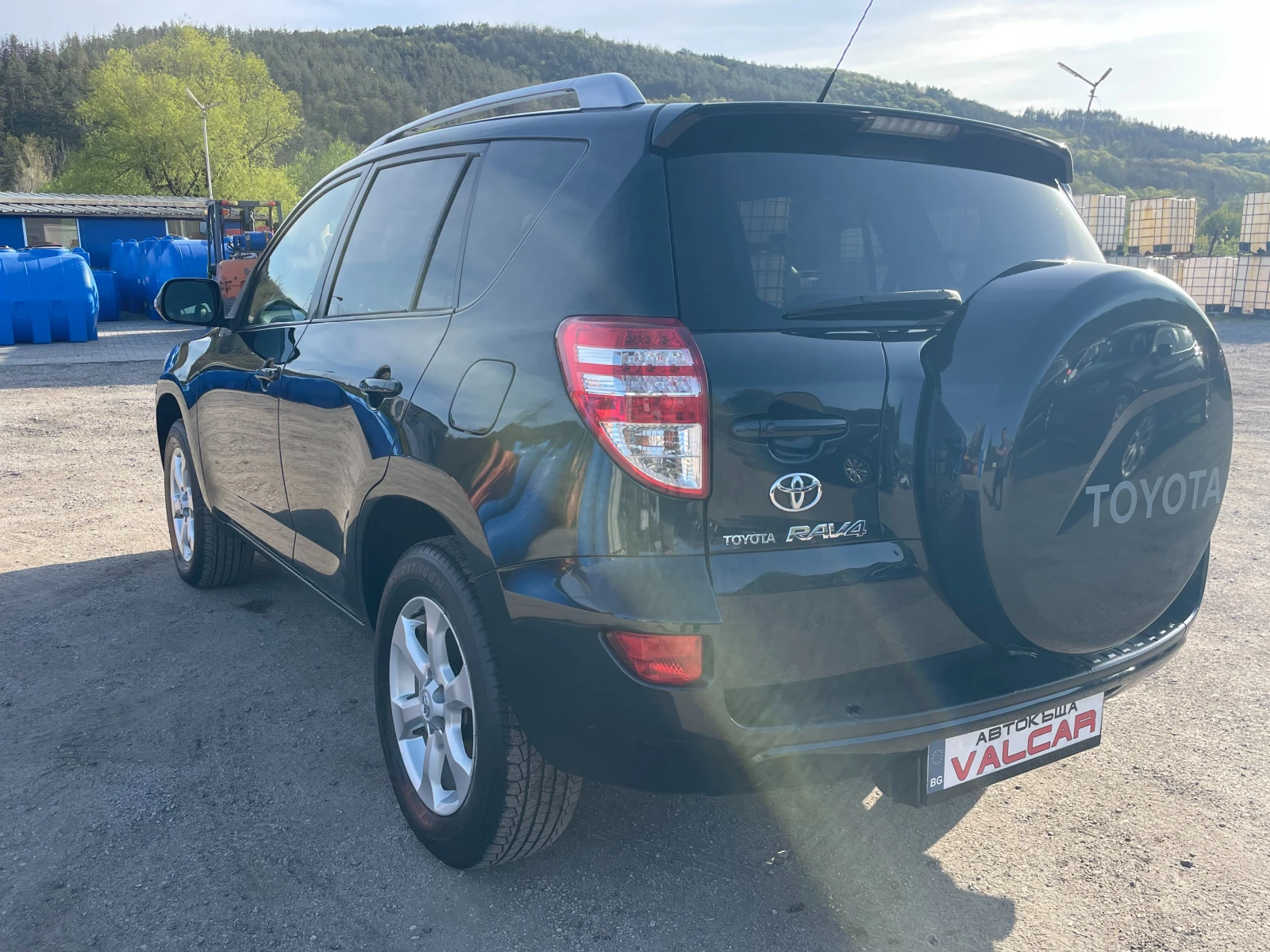 Toyota Rav4 ПЕРФЕКТЕН, снимка 6 - Автомобили и джипове - 54235804