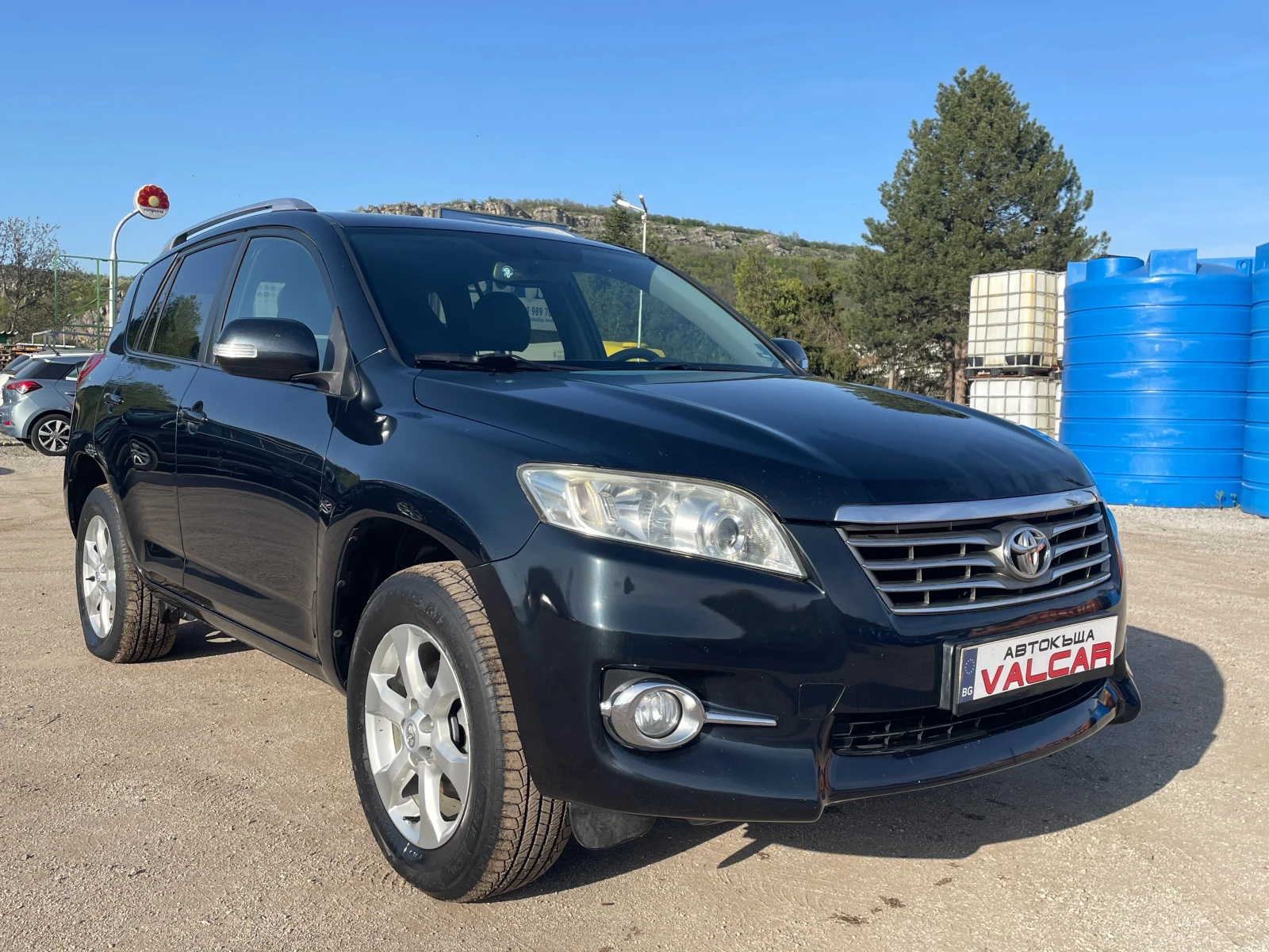 Toyota Rav4 ПЕРФЕКТЕН, снимка 3 - Автомобили и джипове - 54235804