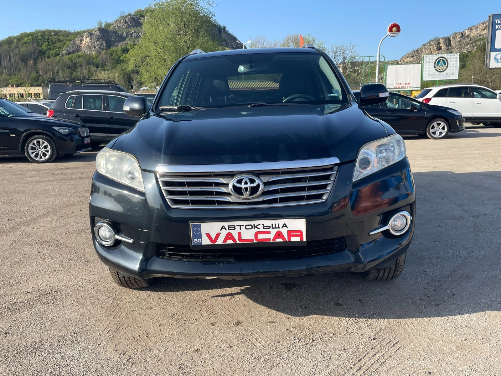 Toyota Rav4 ПЕРФЕКТЕН, снимка 2 - Автомобили и джипове - 54235804