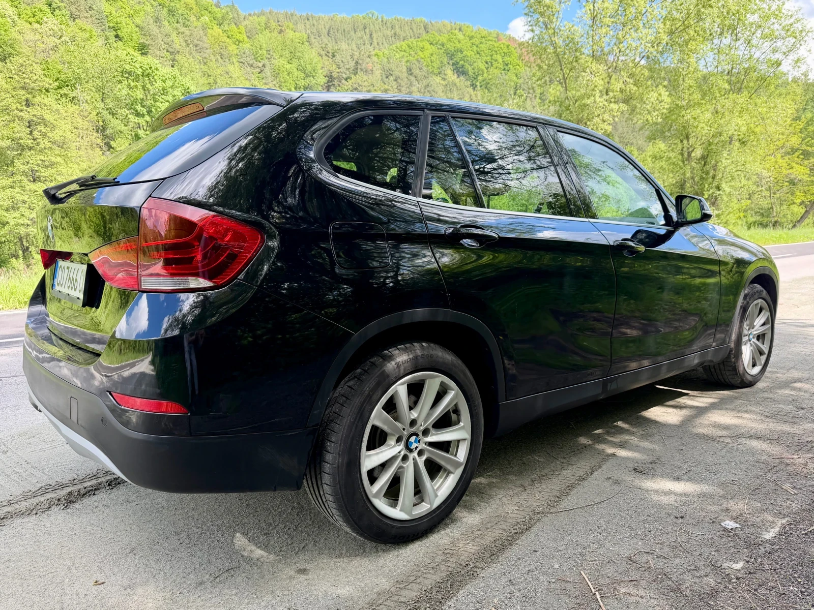 BMW X1 2.0d, снимка 4 - Автомобили и джипове - 54668525