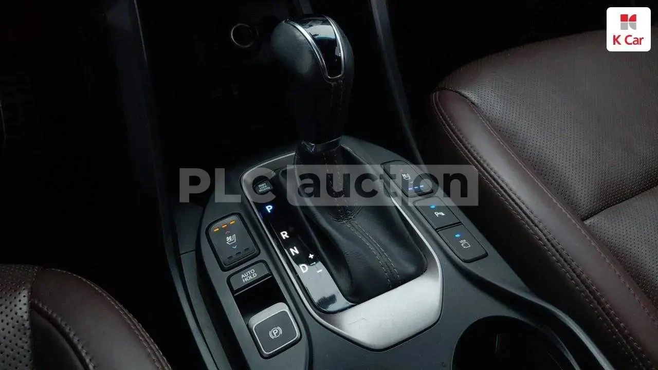 Hyundai Santa Cruz 3.4 4x4| 360| ОБДУХВАНЕ| DIST| ВКЛ.ТЕХНОТЕСТ, снимка 9 - Автомобили и джипове - 54791482