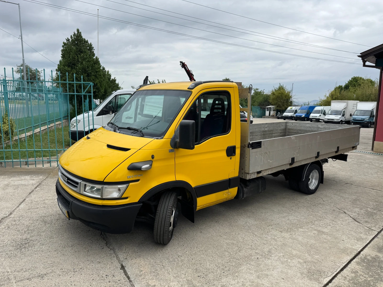 Iveco Daily 3.0HPI* 35C17* 4.30 метра каросерия - изображение 4