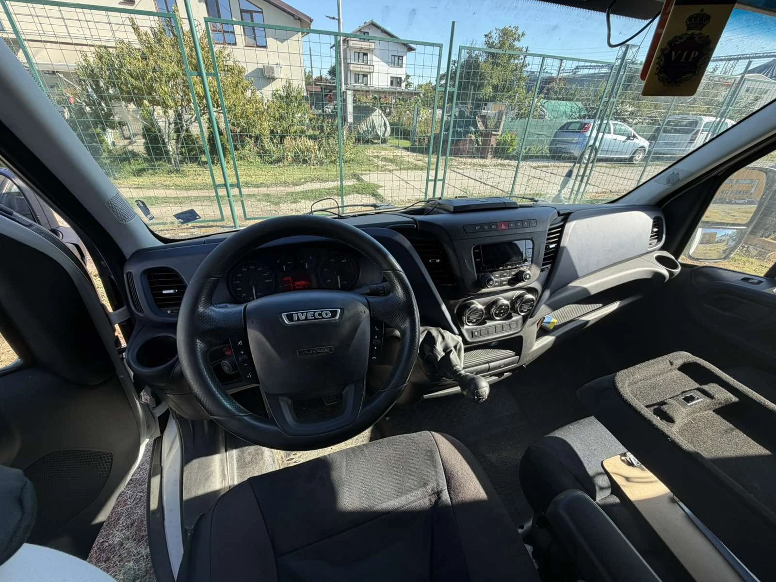 Iveco 35c18 Лизинг, Борд