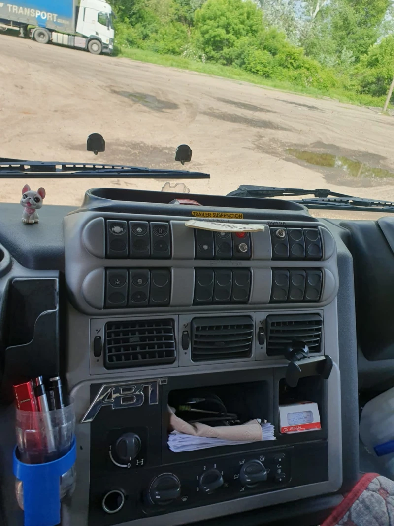 Iveco Stralis Автовоз, снимка 7 - Камиони - 52882802