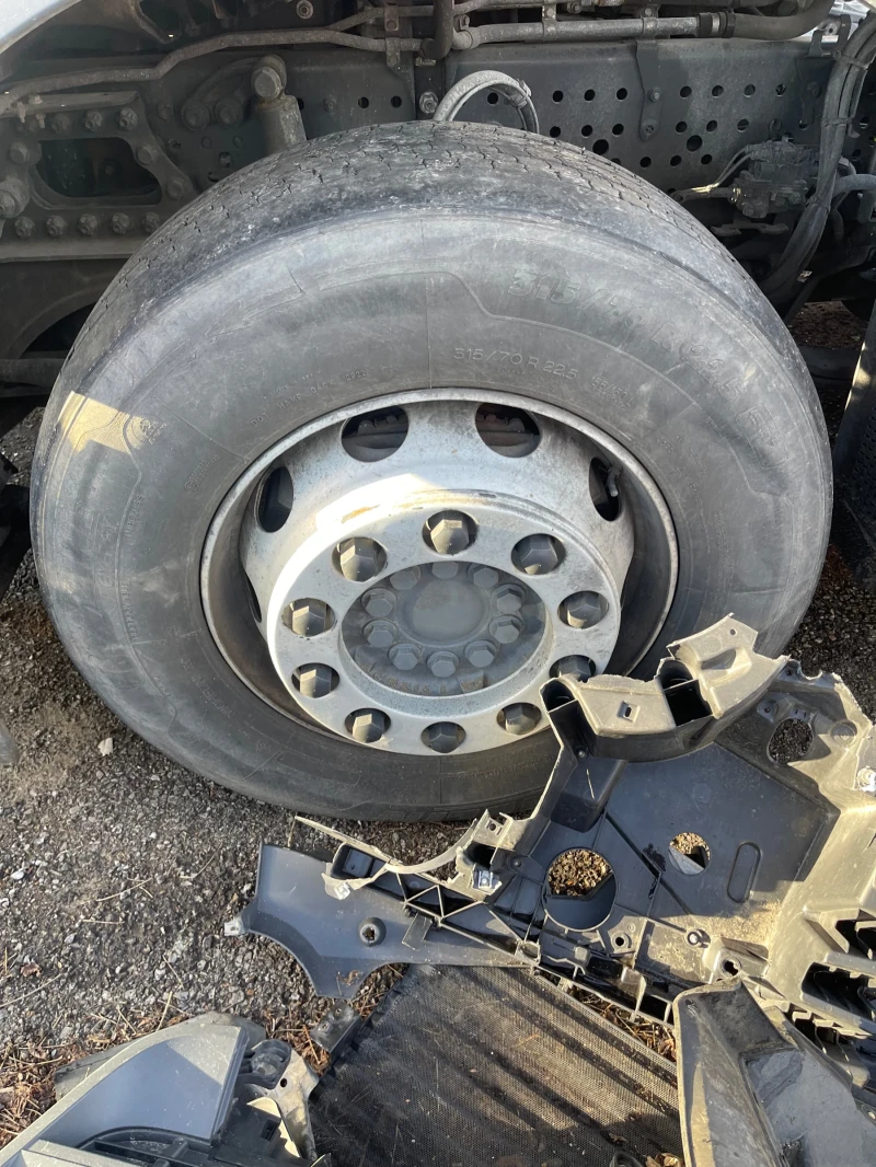 Mercedes-Benz Actros 1851 - на части или цял , снимка 11 - Камиони - 53115005