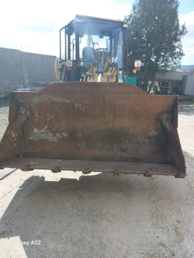 Челен товарач Cat 906, снимка 4