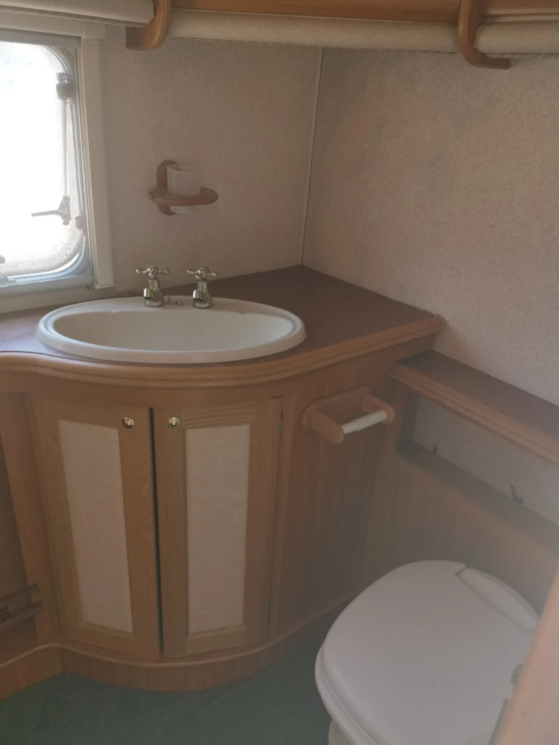 Каравана Други Cameo 550 GL NT Bessacarr, снимка 8 - Каравани и кемпери - 52624044