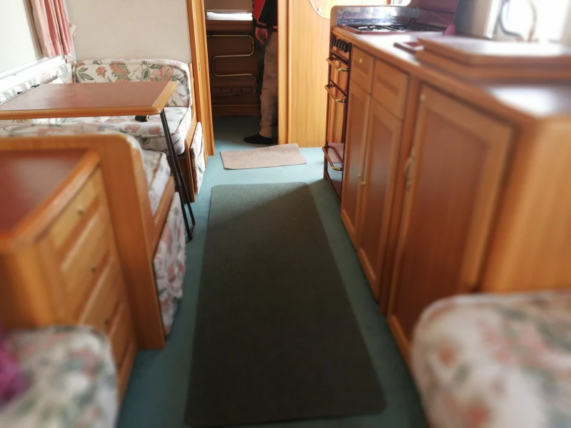 Каравана Други Cameo 550 GL NT Bessacarr, снимка 4 - Каравани и кемпери - 52624044