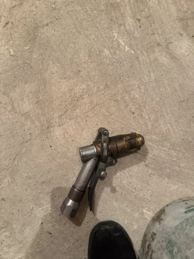 Продавам 4 професионални пистолета само за газ (не за въздух). Метални, здрава индустриална изработк, снимка 12