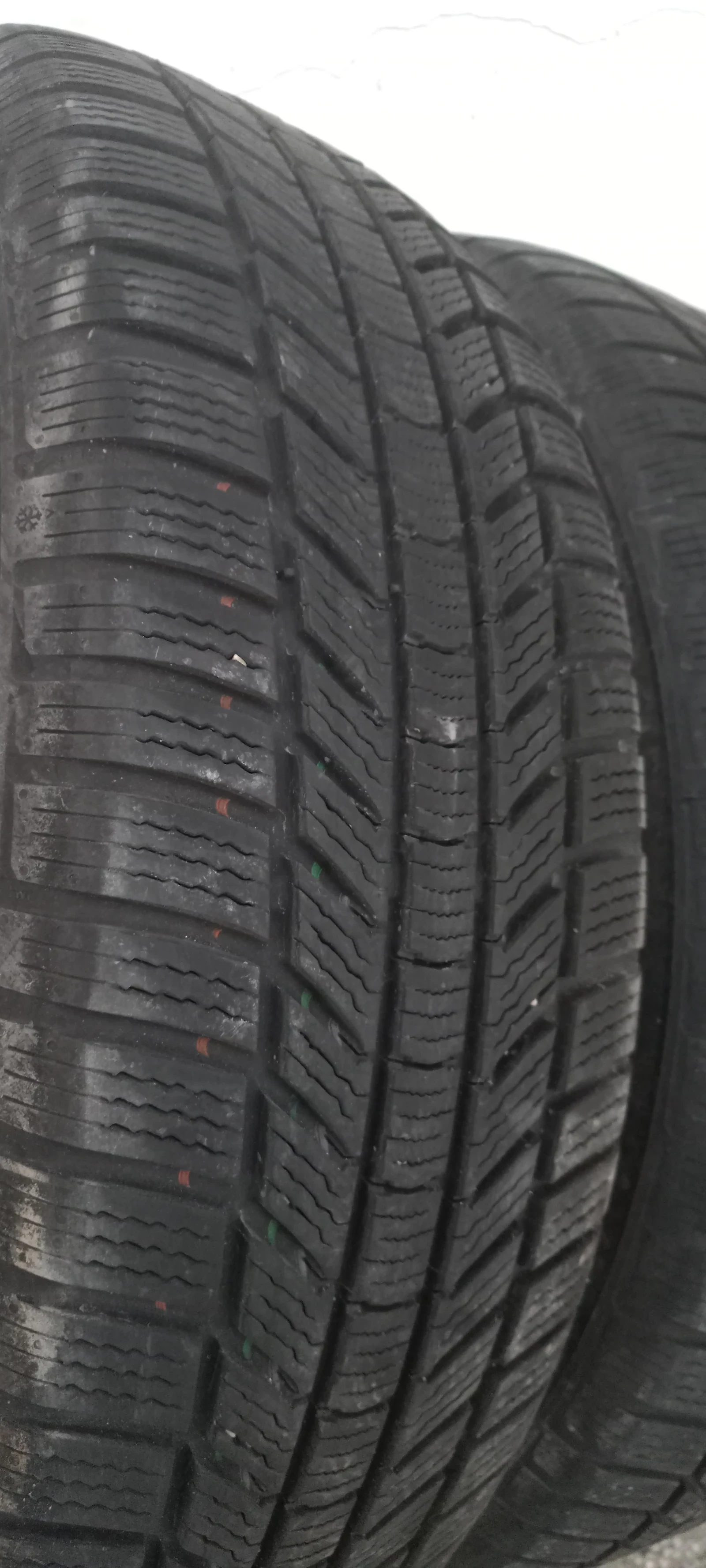 ���� 215/65R17 | Mobile.bg � ����������� 8