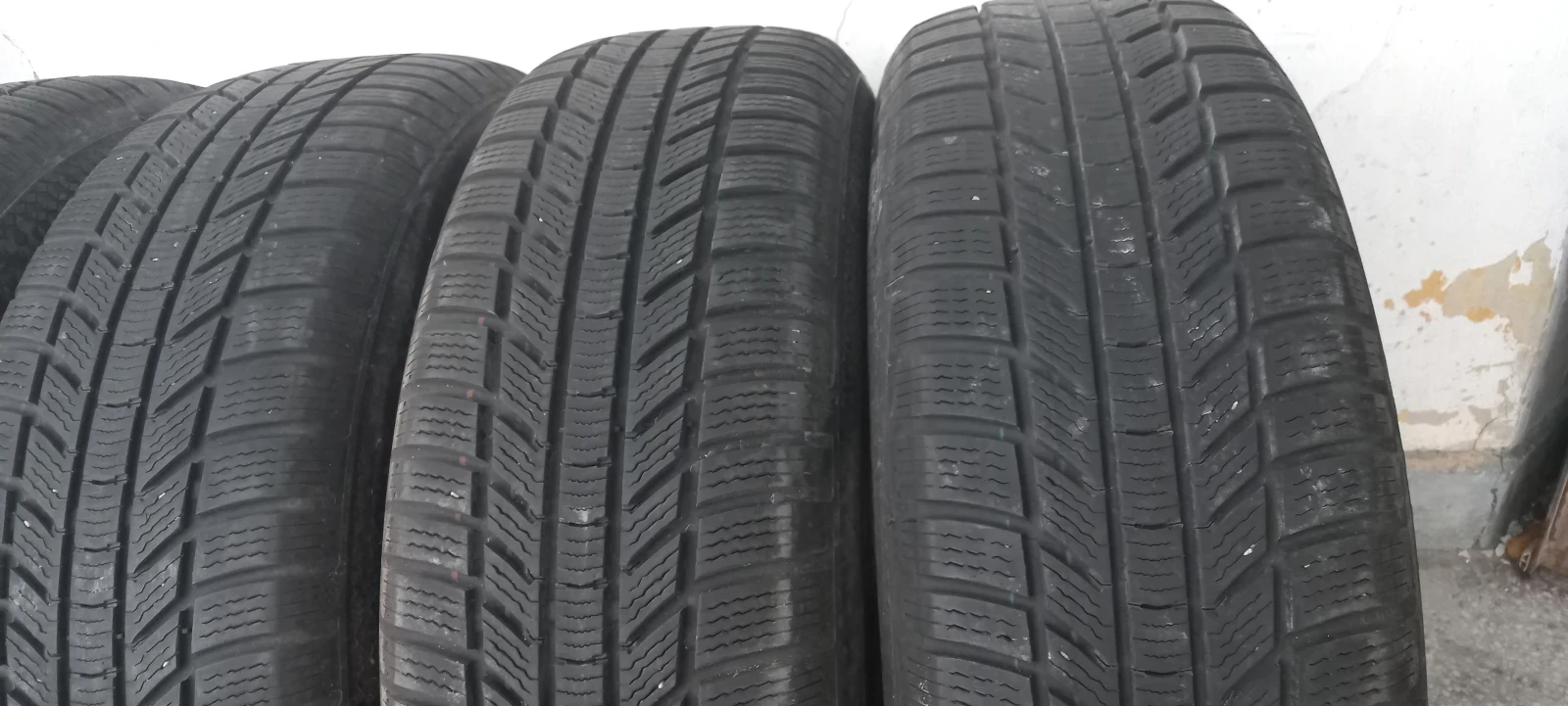 ���� 215/65R17 | Mobile.bg � ����������� 3