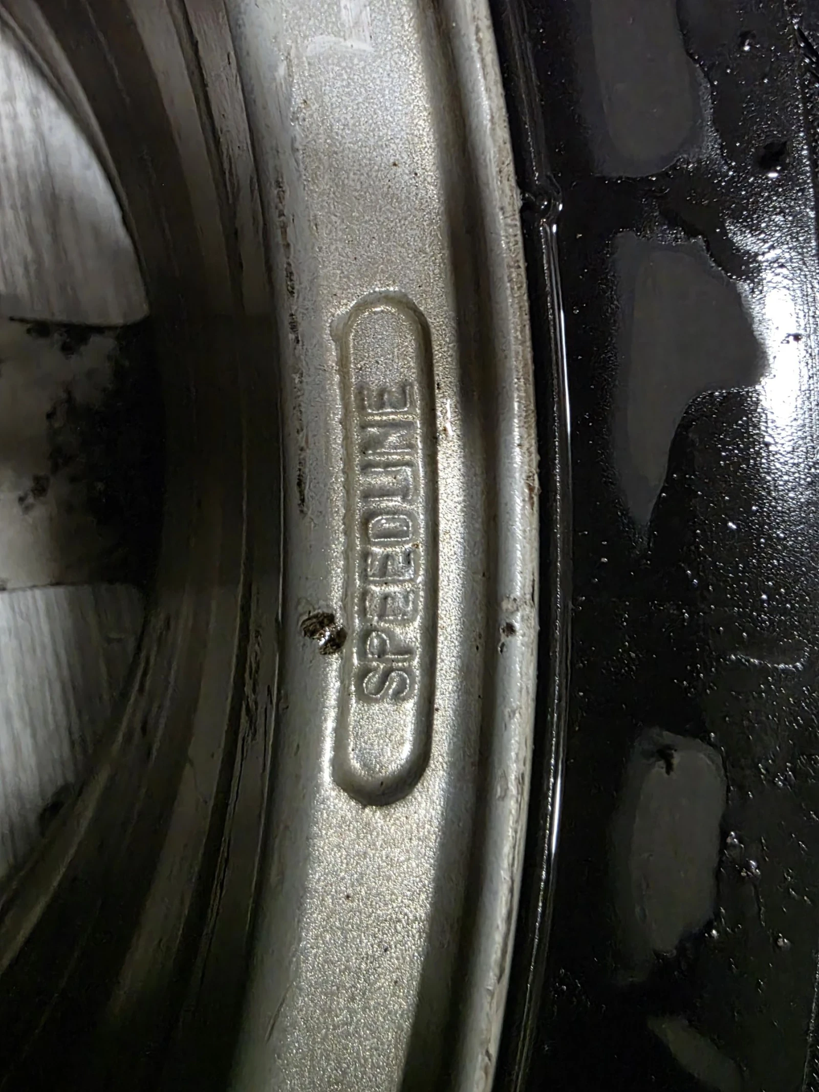 Гуми с джанти Kumho 215/55R17, снимка 3 - Гуми и джанти - 55117618