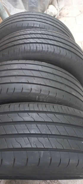 Гуми Летни 215/60R17, снимка 7 - Гуми и джанти - 47366432