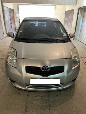 Toyota Yaris 1.3, снимка 1