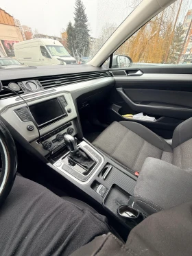 VW Passat - 13000 € / 25425.79 лв. - 21748034 4