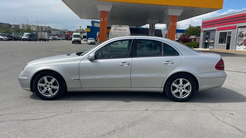 Mercedes-Benz E 220 CDI, снимка 7 - Автомобили и джипове - 40596341