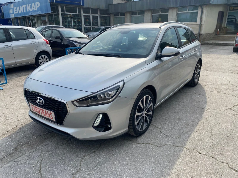 Hyundai I30 1, 6 crdi /Navi/LED/Kamera, снимка 3 - Автомобили и джипове - 45735347