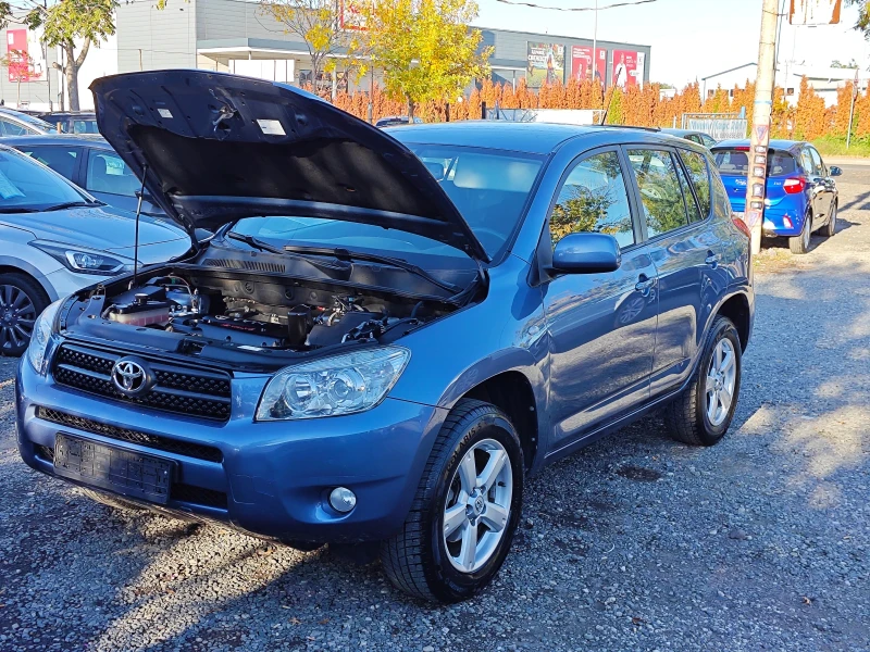 Toyota Rav4 105&#39;000km, снимка 7 - Автомобили и джипове - 47525998