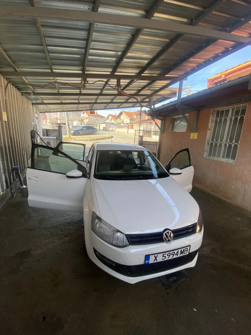 VW Polo, снимка 4 - Автомобили и джипове - 48576152