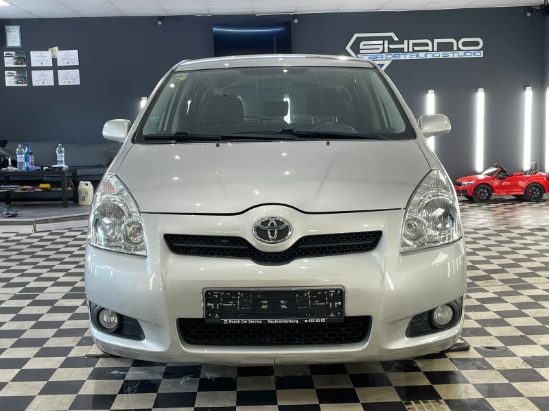 Toyota Corolla verso 1.8VVTI FACELIFT EXECUTIVE NAVI CAM 7M, снимка 1 - Автомобили и джипове - 48904875