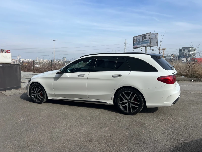 Mercedes-Benz C 220  AMG Turbo 9G TRONIC, снимка 2 - Автомобили и джипове - 49469324