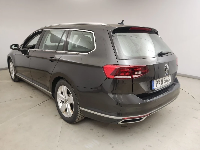 VW Passat 1.4 Hybrid 218к.с Швеция+ печка , снимка 2 - Автомобили и джипове - 49234801