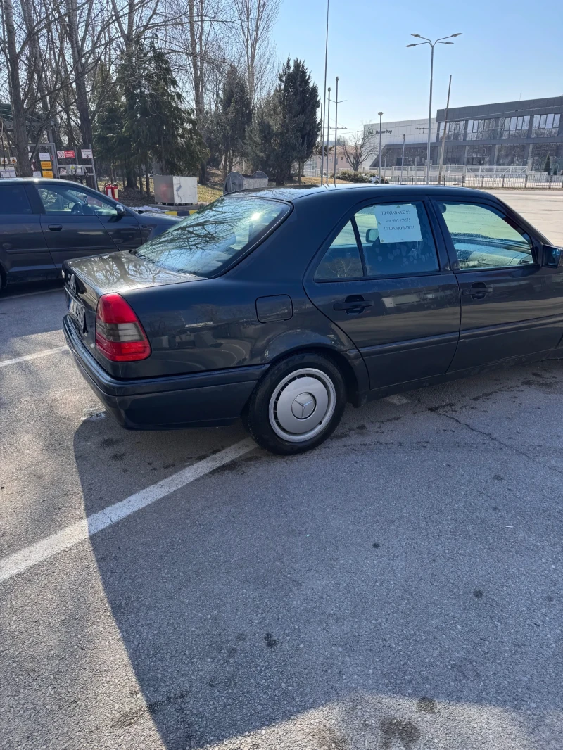 Mercedes-Benz C 200 2.0l 136, снимка 4 - Автомобили и джипове - 49243086