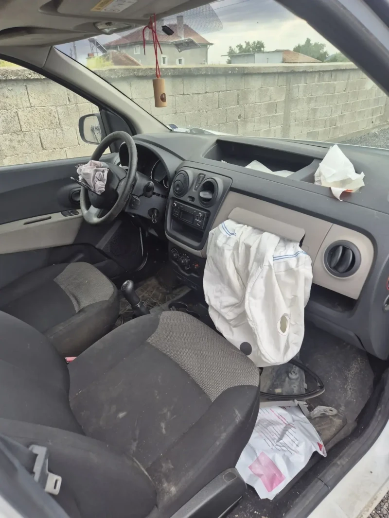 Dacia Dokker 1.5dci, снимка 5 - Автомобили и джипове - 51964006