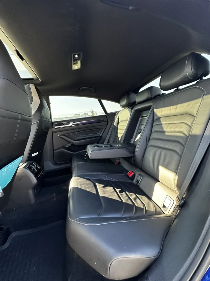 VW Arteon R-Line 2.0 TSI 4MOTION DSG, снимка 11 - Автомобили и джипове - 52872708
