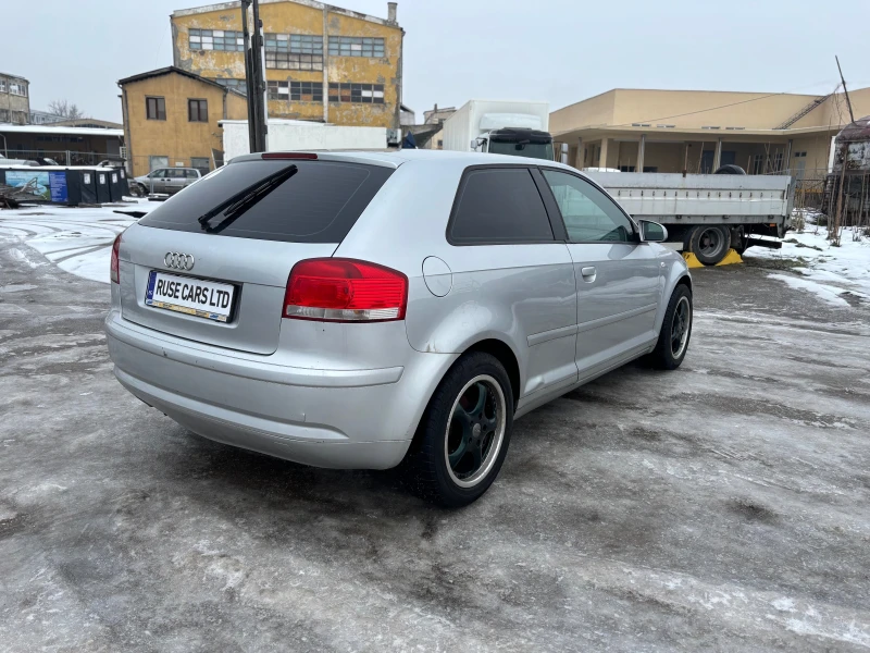 Audi A3 1.6i, снимка 3 - Автомобили и джипове - 53222037