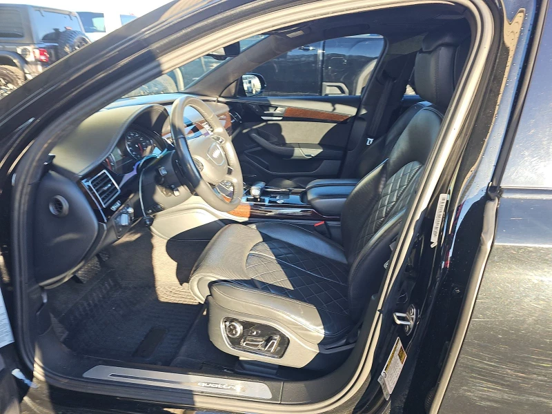 Audi A8 S8* PACK* 4.0T* MATRIX* BOSE* ДИСТРОНИК* , снимка 14 - Автомобили и джипове - 53275641