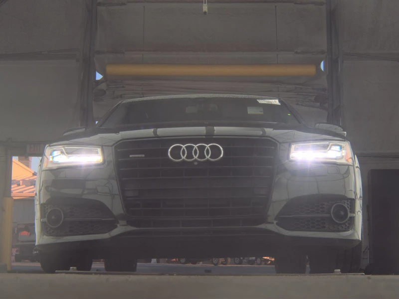 Audi A8 S8* PACK* 4.0T* MATRIX* BOSE* ДИСТРОНИК* , снимка 5 - Автомобили и джипове - 53275641