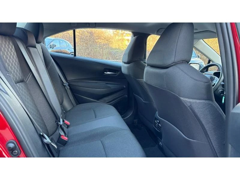 Toyota Corolla 1.5 CVT SDN Executive MY25 - НОВА, снимка 7 - Автомобили и джипове - 53001294