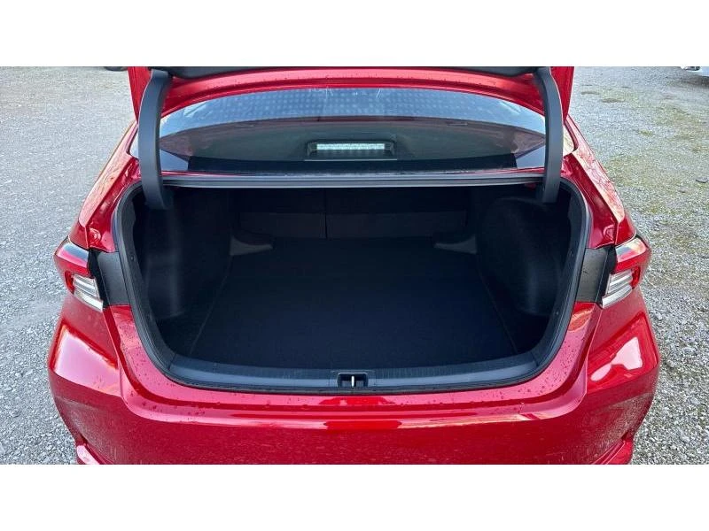 Toyota Corolla 1.5 CVT SDN Executive MY25 - НОВА, снимка 10 - Автомобили и джипове - 53001294