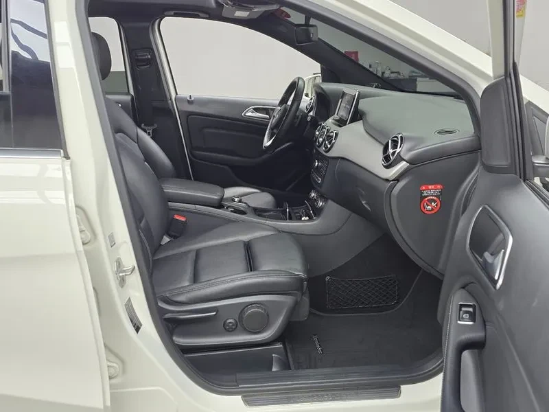 Mercedes-Benz B 220 W246, снимка 11 - Автомобили и джипове - 55949959