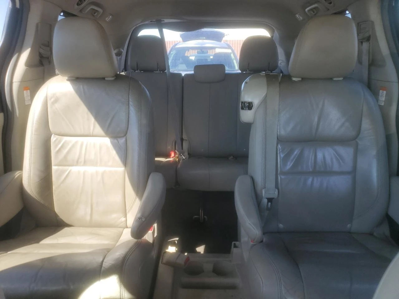 Toyota Sienna XLE 3.5L * КЛИП НА ДВИГАТЕЛ*  - изображение 10