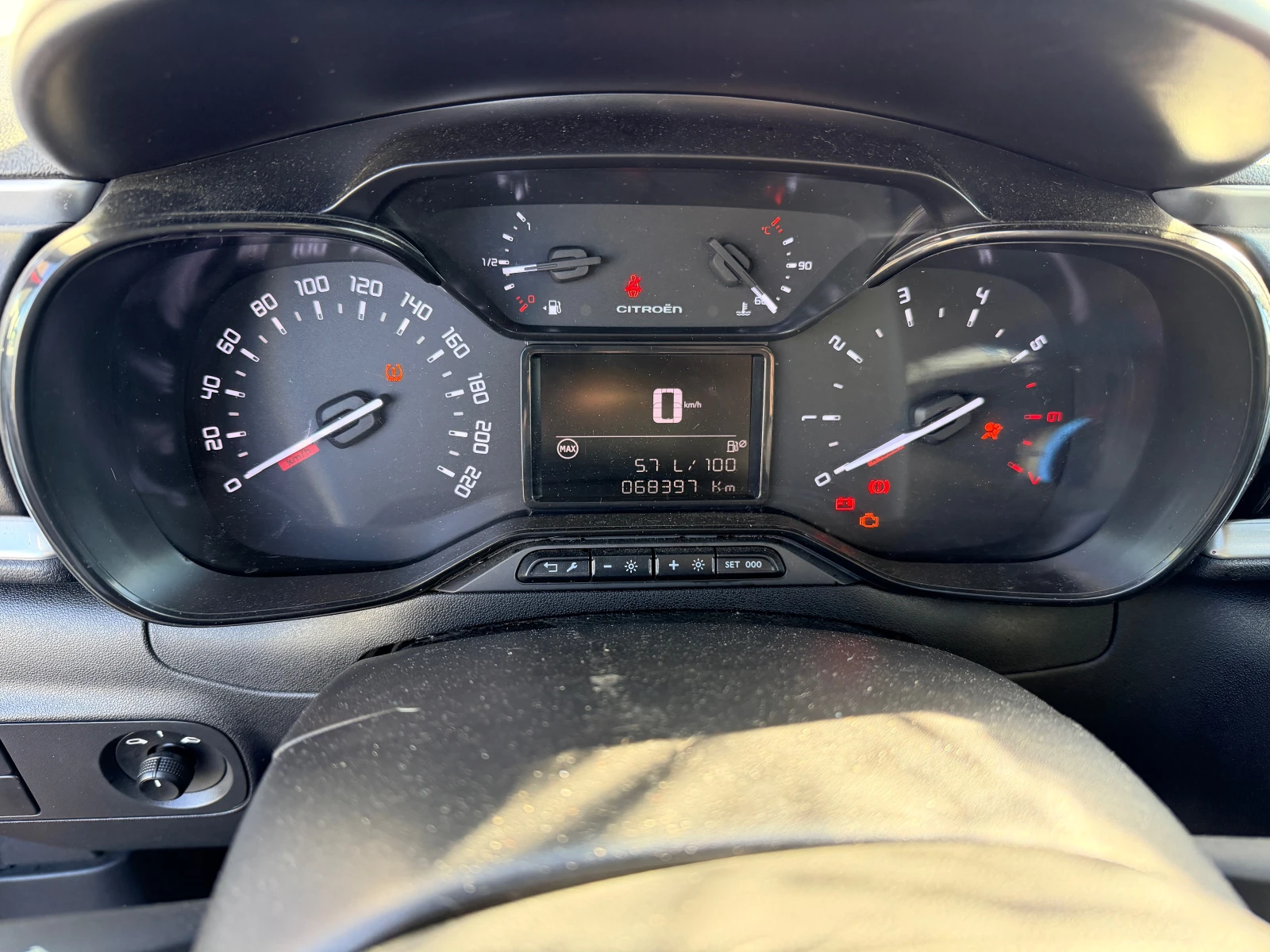 Citroen C3 1.2 PureTech - изображение 9