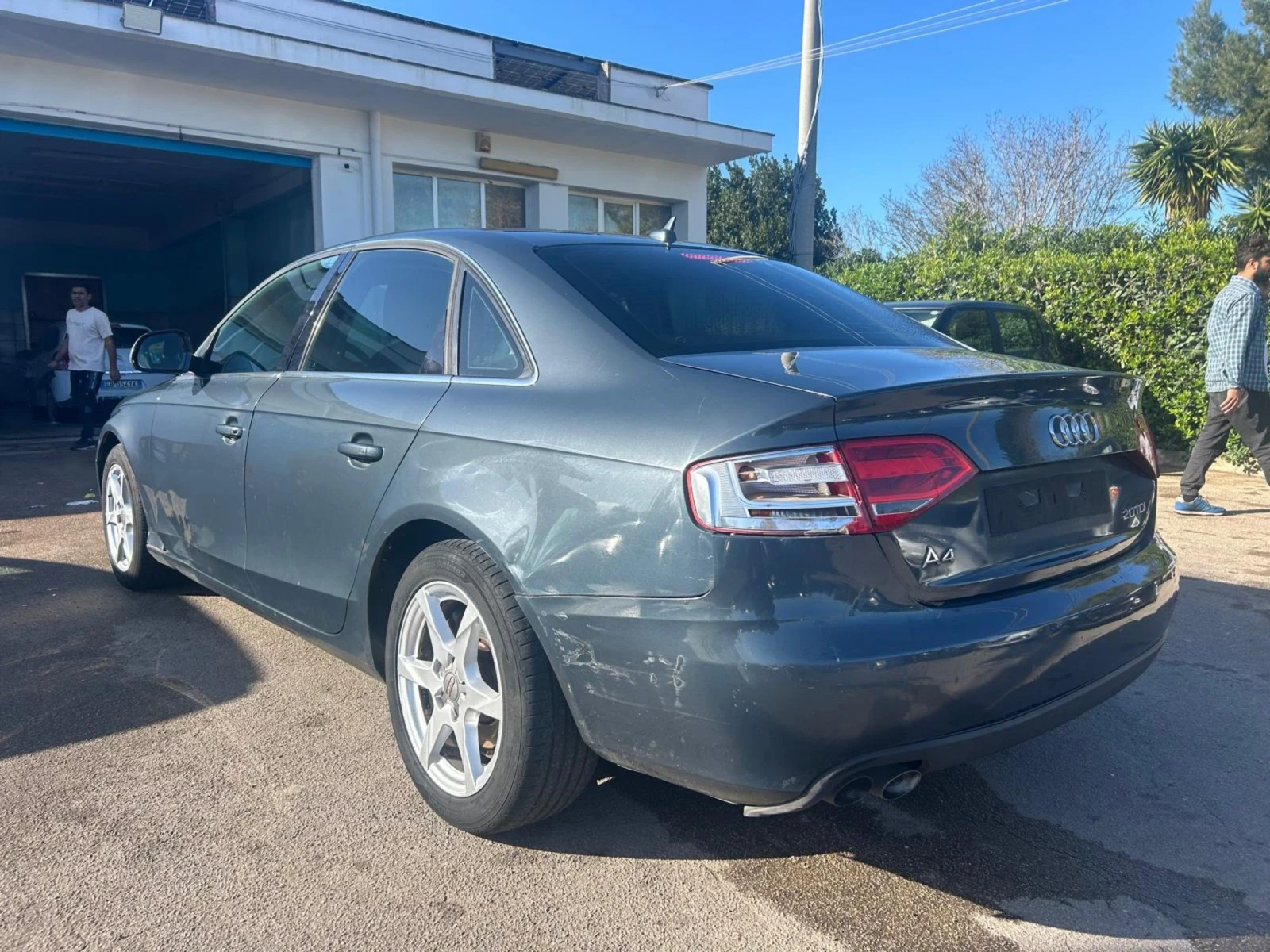 Audi A4 2.0 д - изображение 9