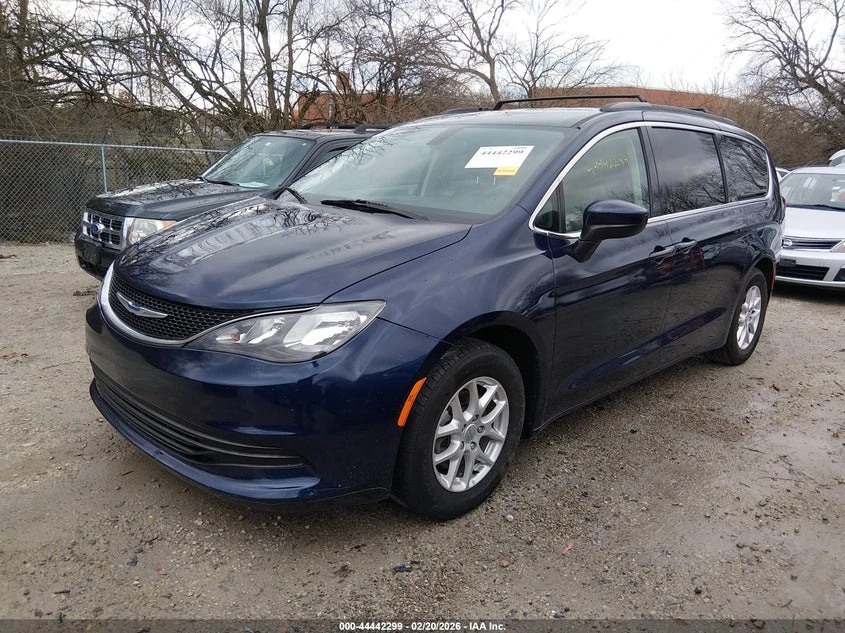 Chrysler Voyager 3.6l Lxi, снимка 2 - Автомобили и джипове - 53863447