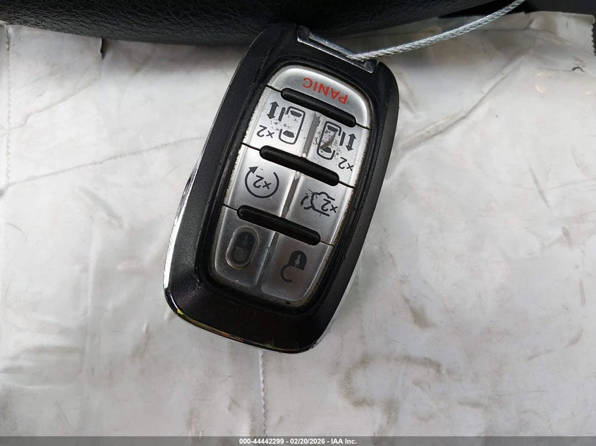 Chrysler Voyager 3.6l Lxi, снимка 11 - Автомобили и джипове - 53863447