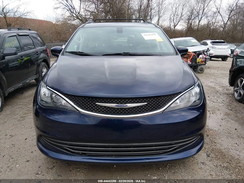 Chrysler Voyager 3.6l Lxi, снимка 12 - Автомобили и джипове - 53863447